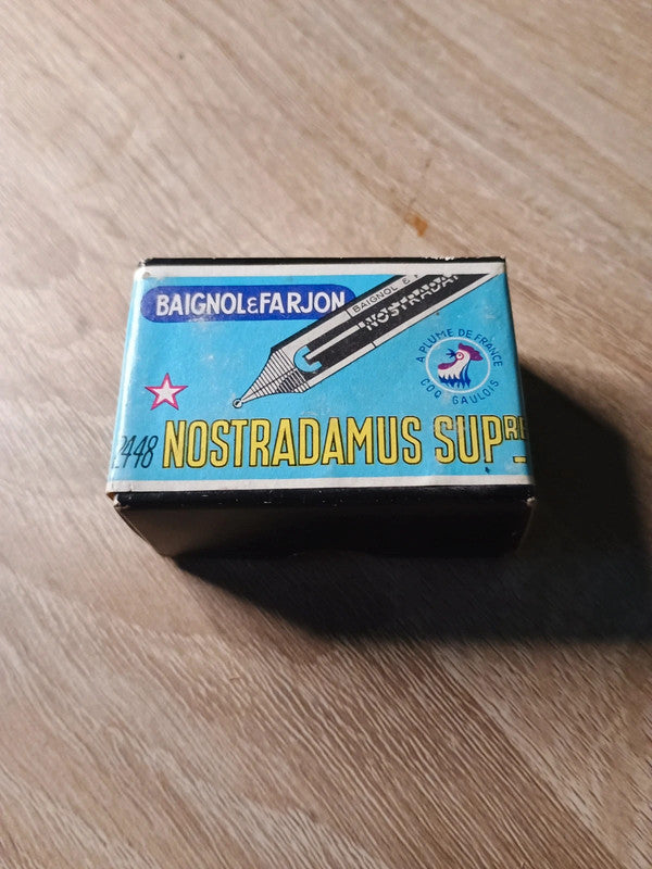 Boîte de plumes Baignol e Farjon n°2448 Nostradamus sup