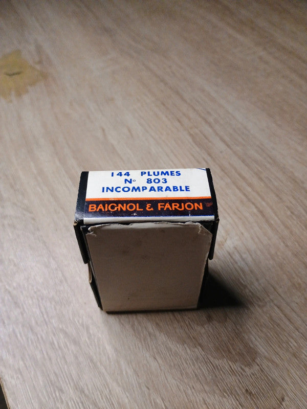 Rare Boîte de plumes Baignol & Farjon