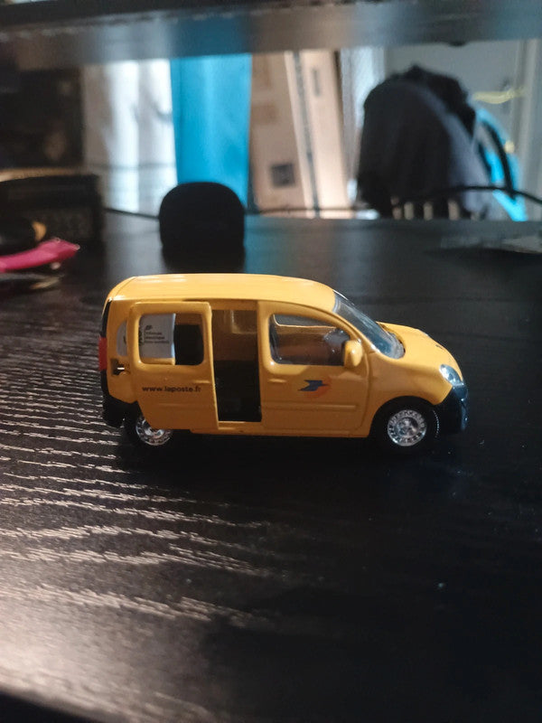 Miniature Norev Véhicule Kangoo la Poste avec porte coulissante