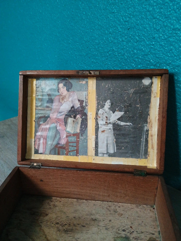 Boîte en bois d'écolière ou de peinture