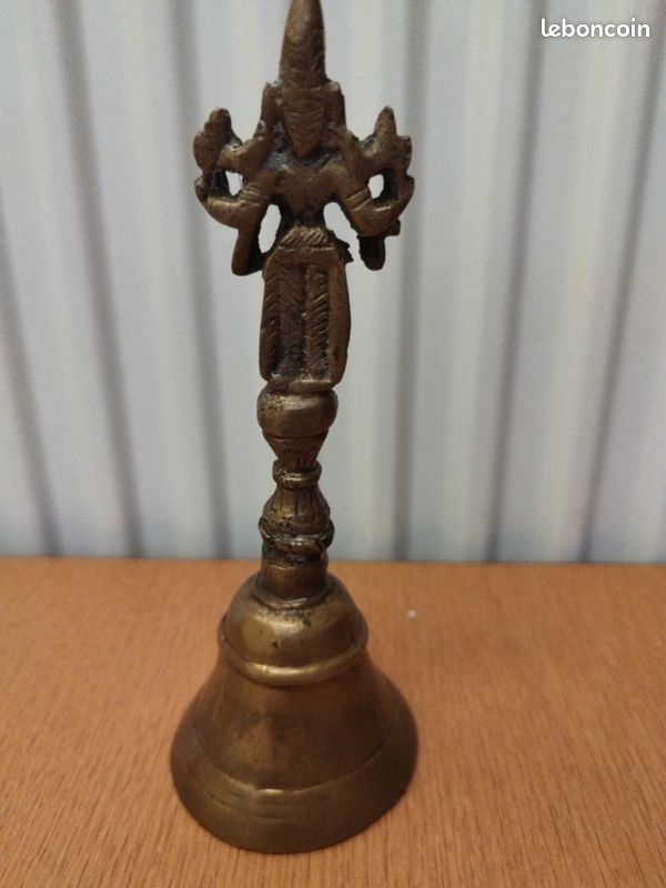Magnifique ancienne Cloche en bronze du Népal, pièce unique, 16 cm de haut