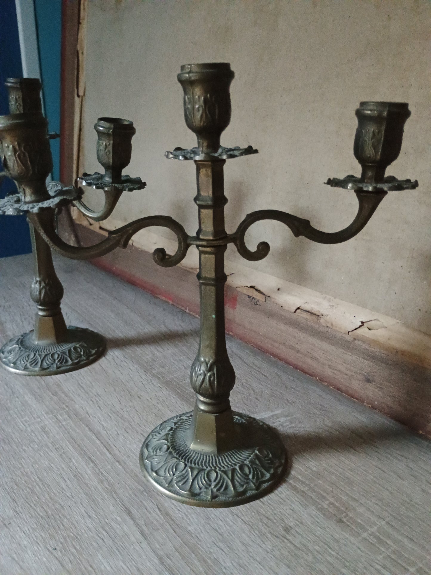 Paire De Flambeaux chandeliers Bronze et laiton Style Empire 3 Feux