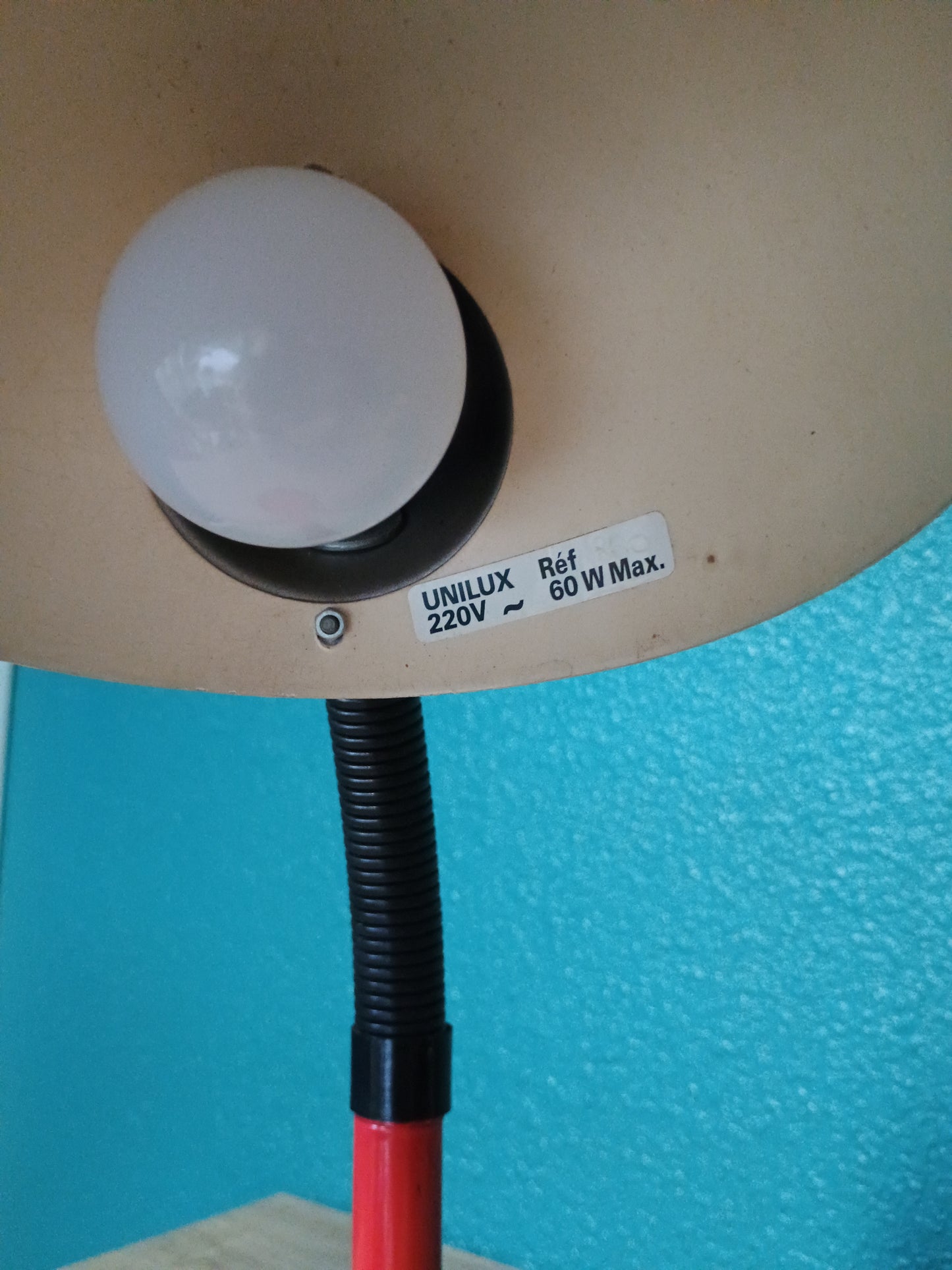 Belle lampe de bureau vintage idéal chambre d'enfant