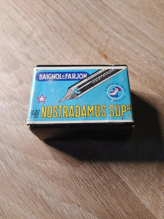 Boîte de plumes Baignol e Farjon n°2448 Nostradamus sup