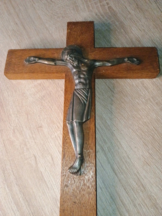 Crucifix croix en bois