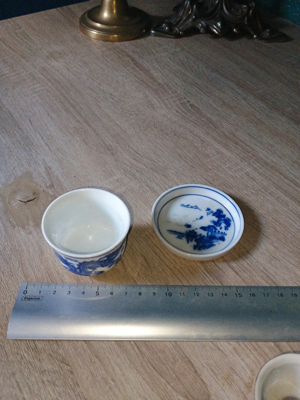 Motif de dragon motif de dragon tasse à vin ancienne,Début au milieu du 20e siècle, avec socle
