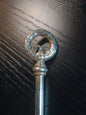 Clef en fer et laiton style louis 16
