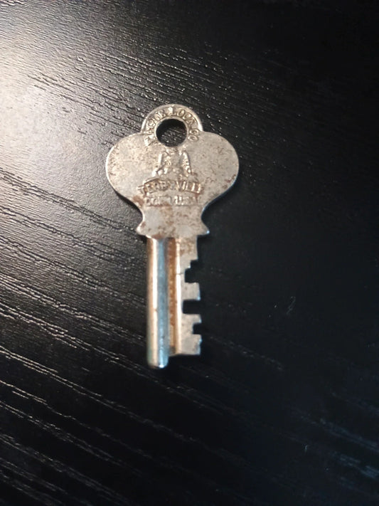 Clé vintage Eagle Lock Co terryville Conn USA