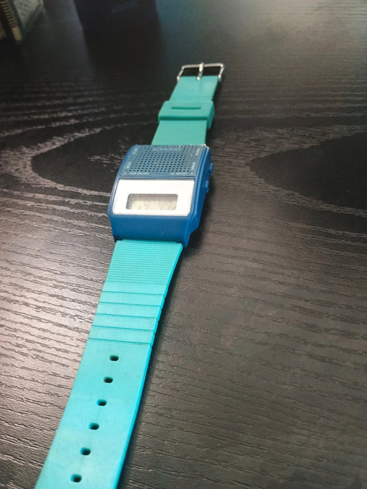 Ancienne montre vintage de Komono