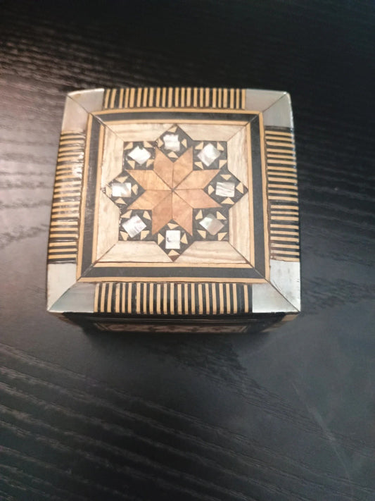 Ancienne boîte à bijoux bague velour intérieur